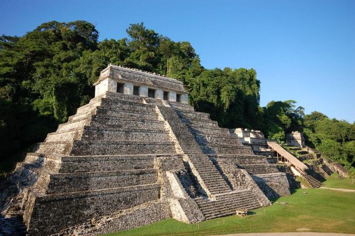 Mexico palenque ruins visit mayan ancient pyramids city places ruin must map mexican chiapas cancun show south affair road shutterstock Famous ancient ruins in Mexico
